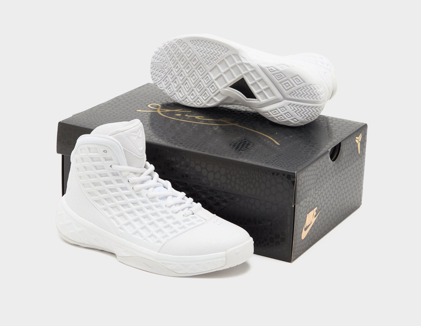 Kobe 3 Protro 'Halo' Juniors