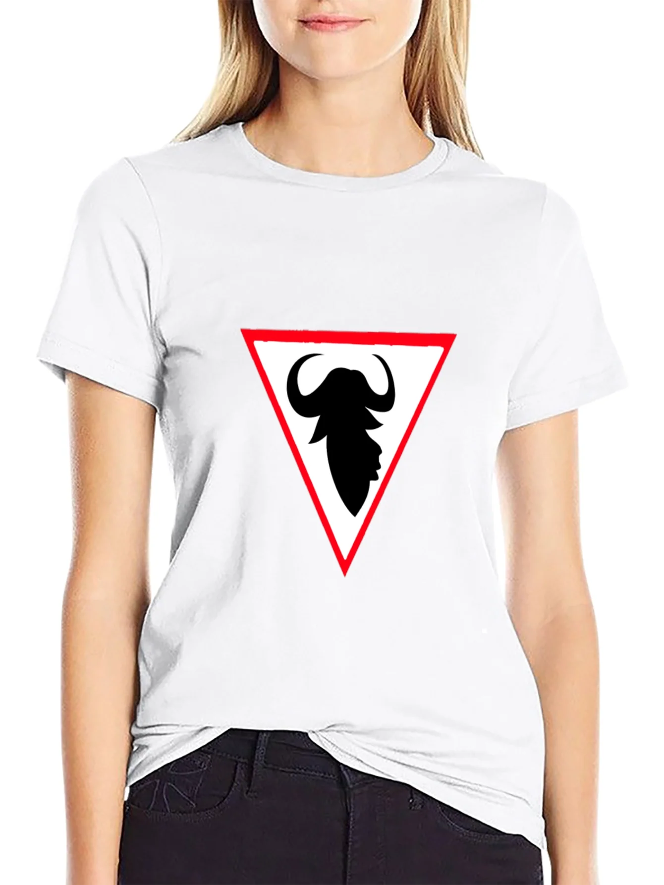 Buffalo Silhouette Tee - Stylish Graphic Print Shirt