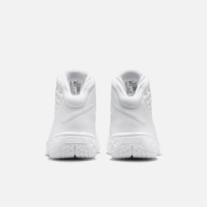 Nike Big Kids' Kobe 3 Halo (GS)